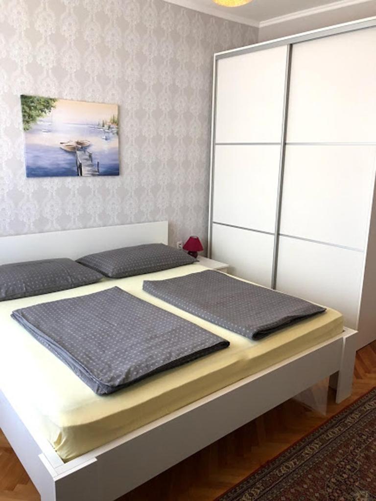 Apartments And Rooms By The Sea Barbat, Rab - 4973 Rab Town Cameră foto